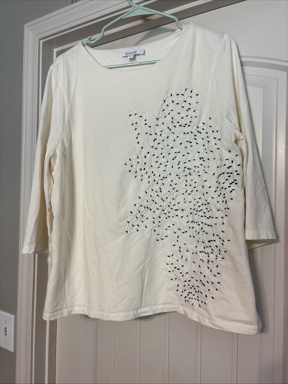 Chico's Cream Floral  Embellished Scoop Neck Top 3/4 sleeves.